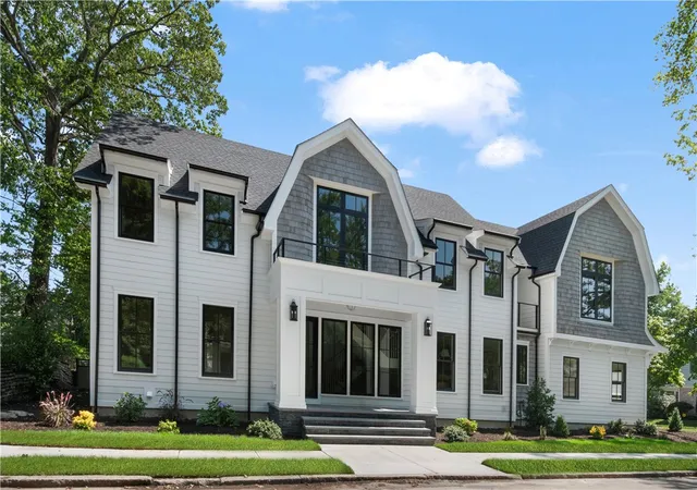 Photo 3 of Mansion for sale at 251 Slater Ave, Providence, RI 02906 | MLS# 1421591 | Listing updated on 2026-09-12