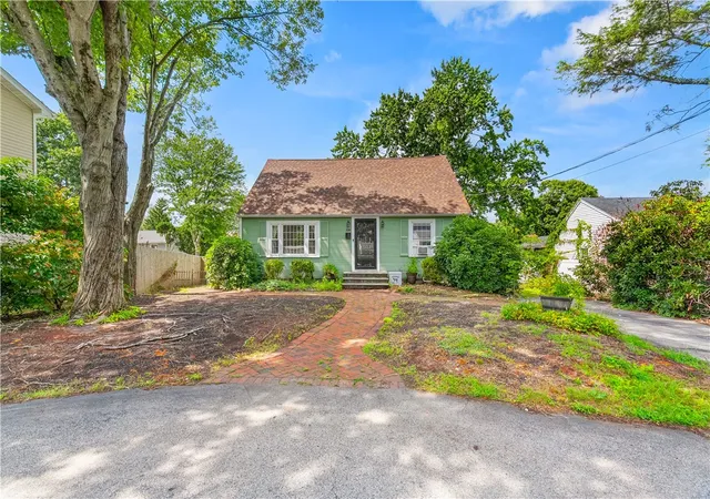 Photo 2 of Single family home for sale at 538 Bound Rd, Woonsocket, RI 02895 | MLS# 1421797 | Listing updated on 2026-09-15