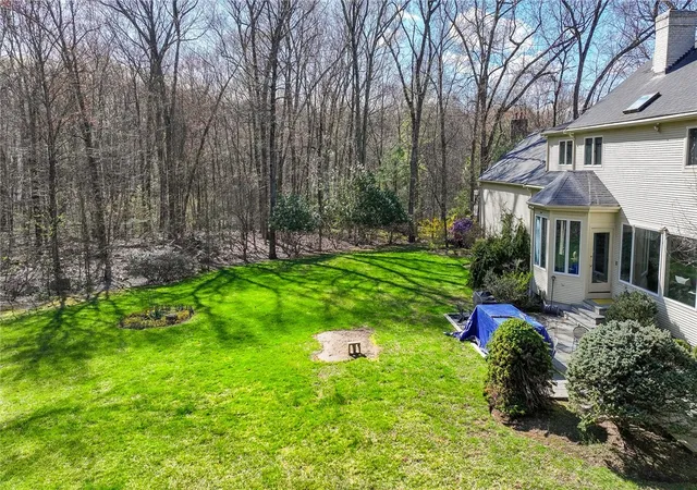 Photo 3 of Sale Pending at 40 Suffolk Way, Lincoln, RI 02865 | MLS# 1421988 | Listing updated on 2026-09-22