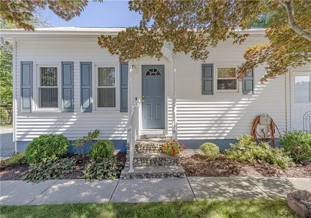 Photo 1 of Single family home for sale at 737 Putnam Pike, Greenville, RI 02828 | MLS# 1421952 | Listing updated on 2026-09-10