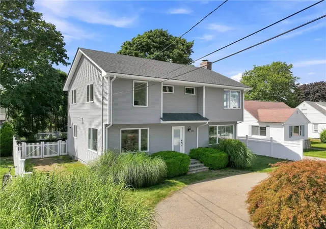 Photo 2 of Single family home for sale at 39 Treasure Rd, Narragansett, RI 02882 | MLS# 1422046 | Listing updated on 2026-09-13