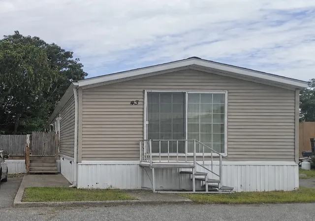 Photo 1 of Sale Pending at 245 Manton St, Pawtucket, RI 02861 | MLS# 1422057 | Listing updated on 2026-09-15