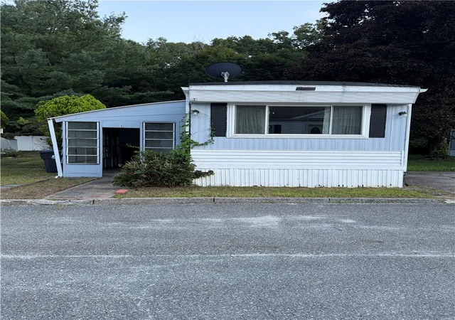 Photo 1 of Single family home for sale at 27 Woodward Unit 5 Rd, Lincoln, RI 02865 | MLS# 1421767 | Listing updated on 2026-09-11