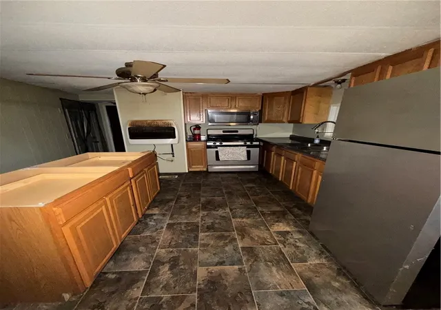 Photo 3 of Single family home for sale at 27 Woodward Unit 5 Rd, Lincoln, RI 02865 | MLS# 1421767 | Listing updated on 2026-10-16