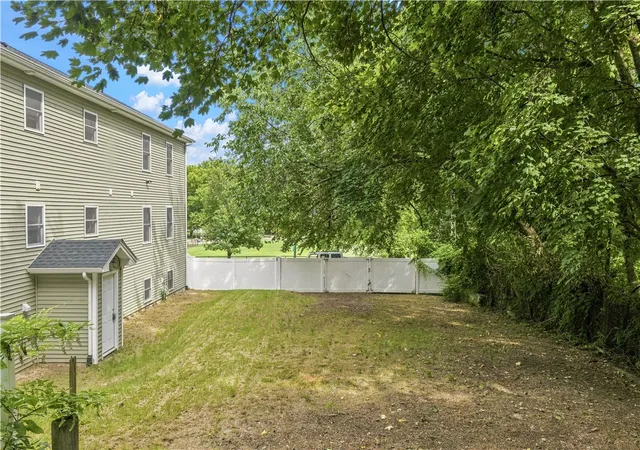 Photo 4 of Sale Pending at 4 Cutler St, Providence, RI 02909 | MLS# 1422082 | Listing updated on 2026-09-14
