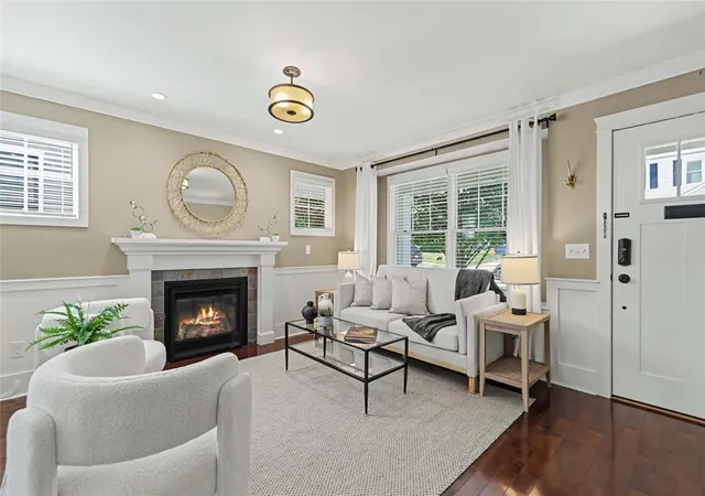 Photo 4 of Sale Pending at 44 Taft Ave, Providence, RI 02906 | MLS# 1422080 | Listing updated on 2026-09-13