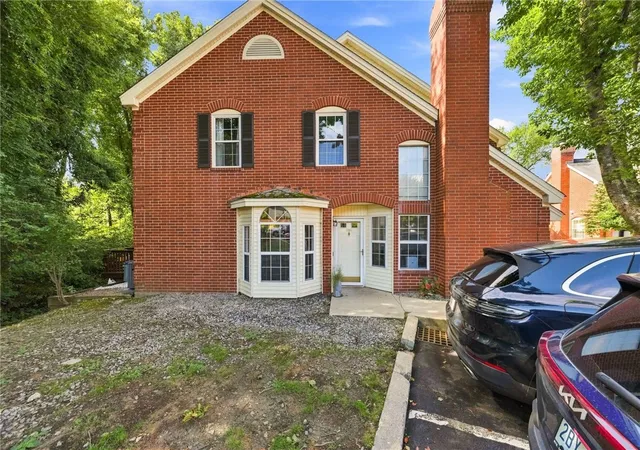 Photo 1 of Sale Pending at 626 Smithfield Rd #604, North Providence, RI 02904 | MLS# 1421980 | Listing updated on 2026-09-30