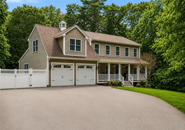 Photo 1 of Single family home for sale at 2254 Division Rd, East Greenwich, RI 02818 | MLS# 1421936 | Listing updated on 2026-09-13