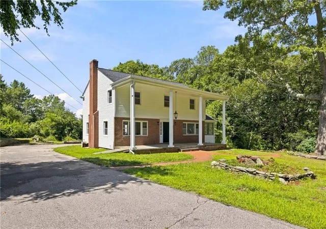 Photo 2 of Single family home for sale at 144 Carolina Back Rd, Charlestown, RI 02813 | MLS# 1422127 | Listing updated on 2026-09-12