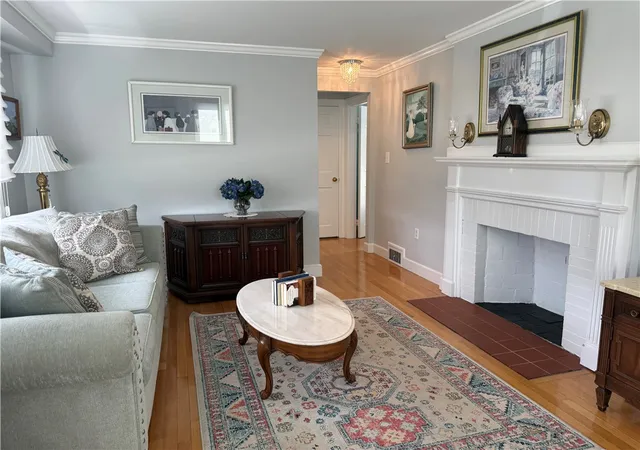 Photo 3 of Single family home for sale at 88 E Terrace Ave, Riverside, RI 02915 | MLS# 1422117 | Listing updated on 2026-09-17