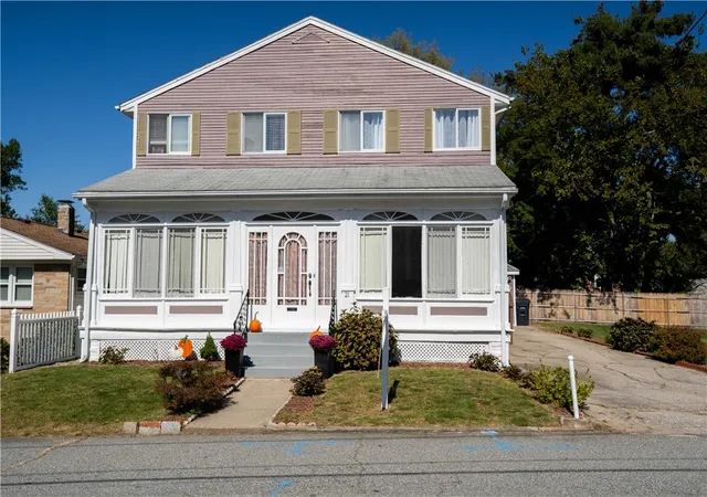 Photo 1 of Single family home for sale at 21 Madison St, Warwick, RI 02888 | MLS# 1422172 | Listing updated on 2026-09-14