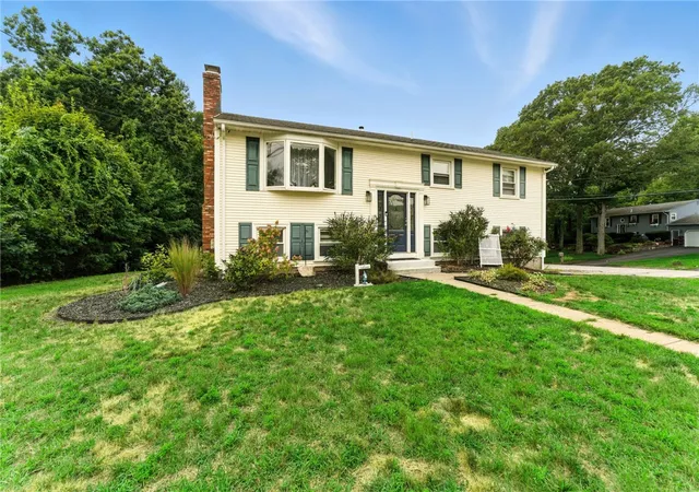 Photo 3 of Sale Pending at 30 Setian Ln, West Warwick, RI 02893 | MLS# 1422182 | Listing updated on 2026-09-13