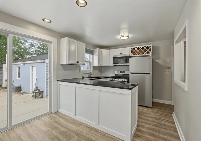 Photo 2 of Sale Pending at 15 Don Ct, Pawtucket, RI 02861 | MLS# 1422166 | Listing updated on 2026-10-19