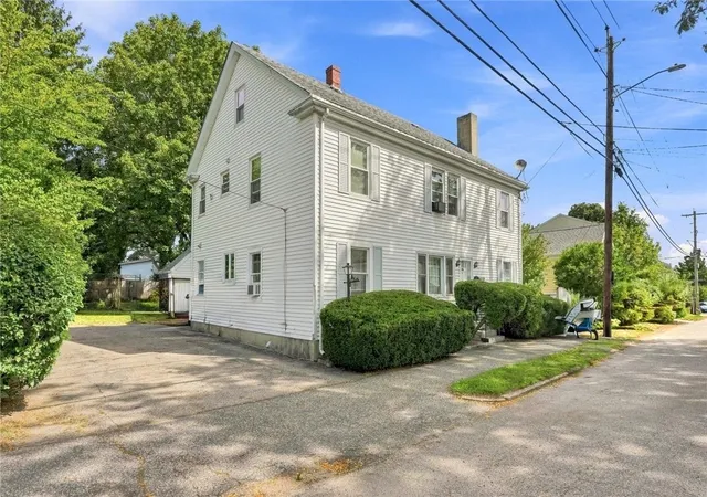 Photo 2 of Multi family home for sale at 41 Mount Hope Ave, Bristol, RI 02809 | MLS# 1420722 | Listing updated on 2026-09-13