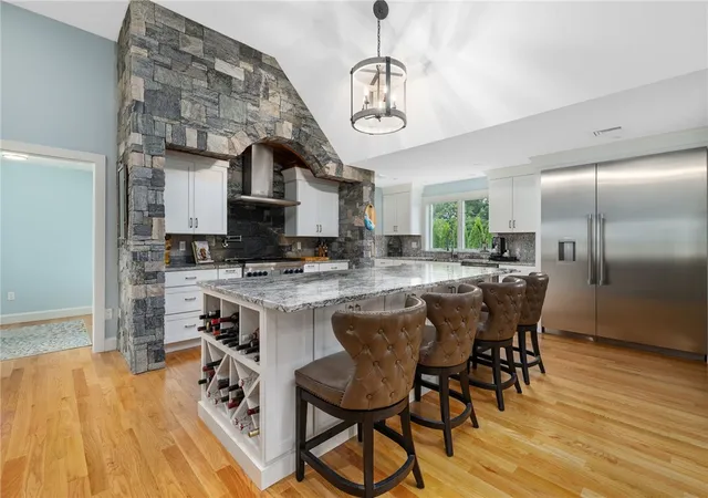 Photo 4 of Sale Pending at 10 Maywood Rd, Narragansett, RI 02882 | MLS# 1421823 | Listing updated on 2026-09-04