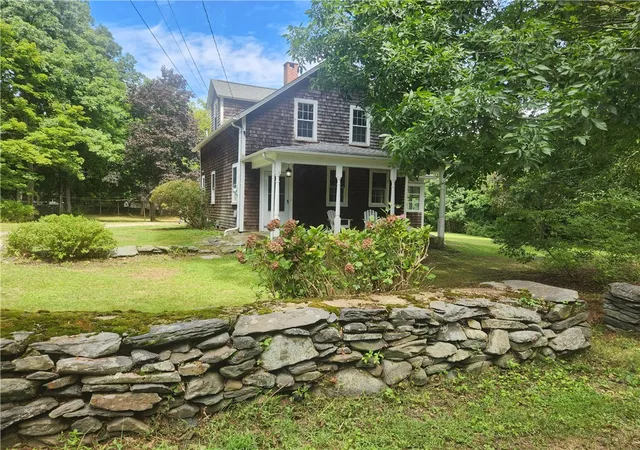 Photo 1 of Single family home for sale at 46 Carr Ln, Jamestown, RI 02835 | MLS# 1422233 | Listing updated on 2026-09-13