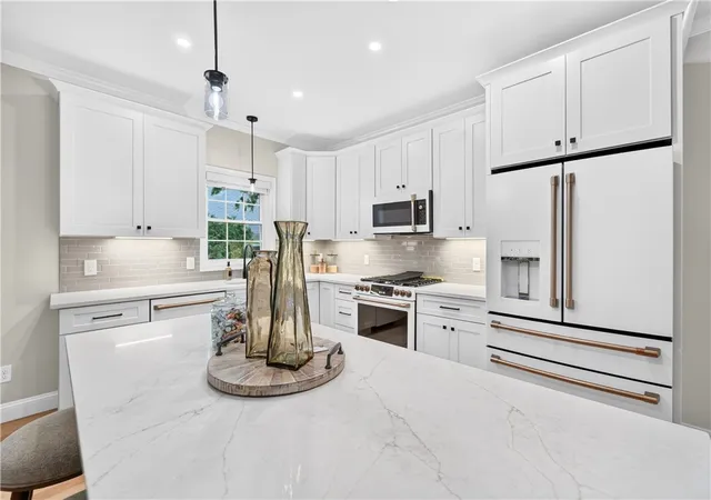 Photo 2 of Condo for sale at 9 Abigale Ct, Coventry, RI 02816 | MLS# 1422242 | Listing updated on 2026-09-13