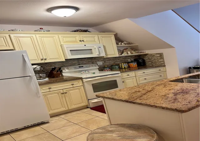 Photo 4 of Sale Pending at 982 Brighton Way, Warwick, RI 02886 | MLS# 1422095 | Listing updated on 2026-10-03
