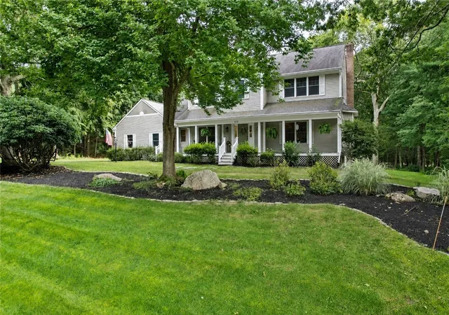 Photo 2 of Single family home for sale at 109 Woodridge Dr, Saunderstown, RI 02874 | MLS# 1422266 | Listing updated on 2026-09-13