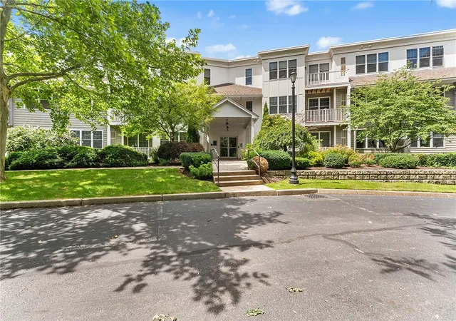 Photo 2 of Sale Pending at 301 Church St #108, Wakefield, RI 02879 | MLS# 1418735 | Listing updated on 2026-09-14