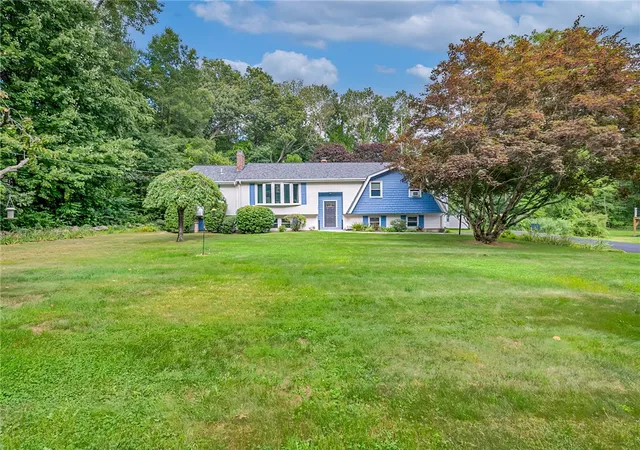 Photo 2 of Single family home for sale at 285 Joslin Rd, Glendale, RI 02826 | MLS# 1422139 | Listing updated on 2026-10-03