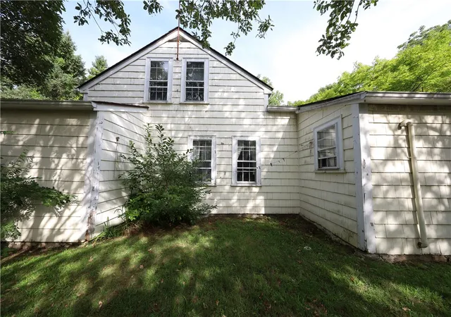 Photo 2 of Single family home for sale at 77 Winter St, Wakefield, RI 02879 | MLS# 1422070 | Listing updated on 2026-09-13