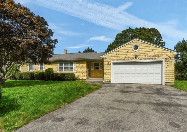 Photo 1 of Sale Pending at 5 Robert Ave, Portsmouth, RI 02871 | MLS# 1422326 | Listing updated on 2026-09-14