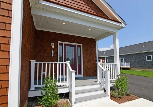 Photo 4 of Sale Pending at 13 Bogey Cir, Wakefield, RI 02879 | MLS# 1422338 | Listing updated on 2026-09-03