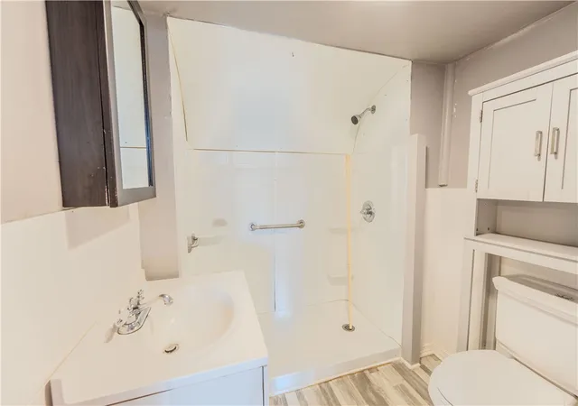 Photo 10 of Single family home for sale at 738 Lonsdale Ave, Central Falls, RI 02863 | MLS# 1422339 | Listing updated on 2026-09-13