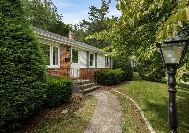 Photo 2 of Sale Pending at 108 Longfellow Dr, East Greenwich, RI 02818 | MLS# 1422220 | Listing updated on 2026-10-06