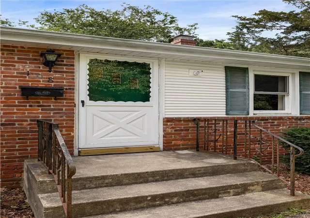 Photo 3 of Sale Pending at 108 Longfellow Dr, East Greenwich, RI 02818 | MLS# 1422220 | Listing updated on 2026-10-06