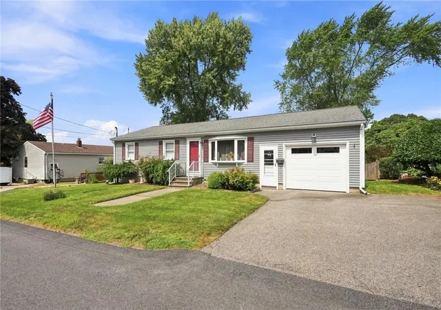 Photo 2 of Sale Pending at 10 Grant St, West Warwick, RI 02893 | MLS# 1422374 | Listing updated on 2026-09-12