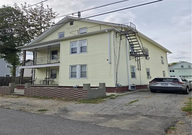 Photo 3 of Sale Pending at 3 Barrett St, Cumberland, RI 02864 | MLS# 1422381 | Listing updated on 2026-09-13