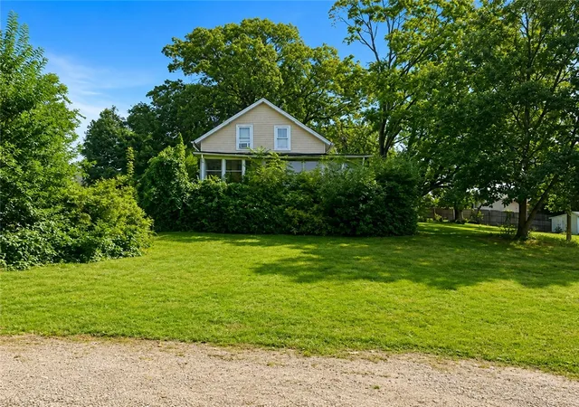 Single family home for sale at 276 East St, Cranston, RI 02920 | MLS# 1422382