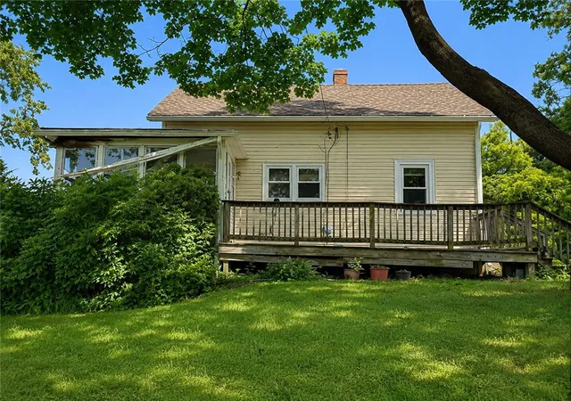 Photo 2 of Single family home for sale at 276 East St, Cranston, RI 02920 | MLS# 1422382 | Listing updated on 2026-10-05