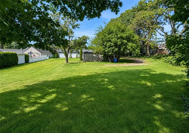 Photo 3 of Single family home for sale at 276 East St, Cranston, RI 02920 | MLS# 1422382 | Listing updated on 2026-10-05