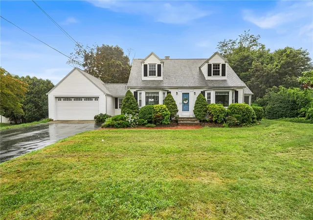 Photo 1 of Single family home for sale at 3714 Mendon Rd, Cumberland, RI 02864 | MLS# 1422121 | Listing updated on 2026-09-21
