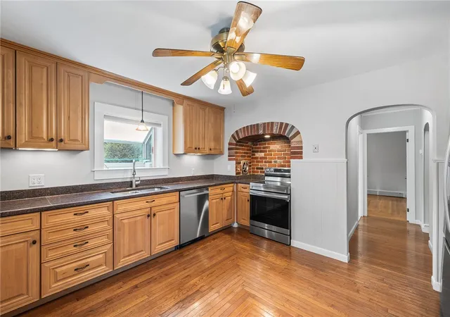Photo 3 of Single family home for sale at 3714 Mendon Rd, Cumberland, RI 02864 | MLS# 1422121 | Listing updated on 2026-09-21