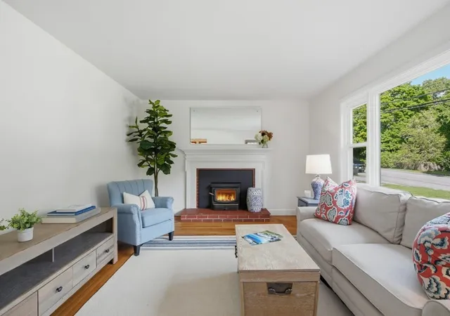 Photo 3 of Single family home for sale at 205 Lincoln Ave, Barrington, RI 02806 | MLS# 1420764 | Listing updated on 2026-09-14