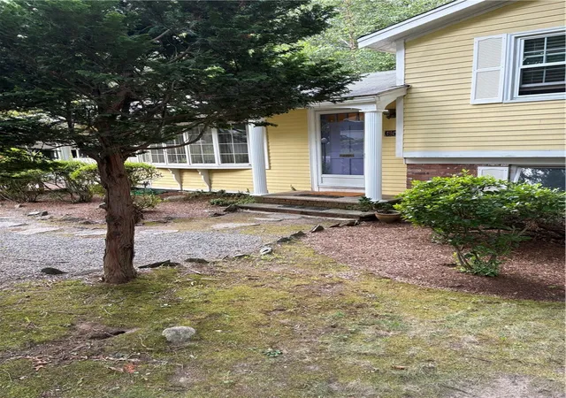 Photo 1 of Sale Pending at 65 Hedgegrow Dr, Warwick, RI 02886 | MLS# 1422401 | Listing updated on 2026-09-11