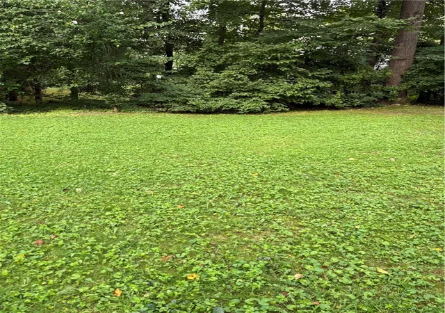 Photo 3 of Sale Pending at 65 Hedgegrow Dr, Warwick, RI 02886 | MLS# 1422401 | Listing updated on 2026-09-11