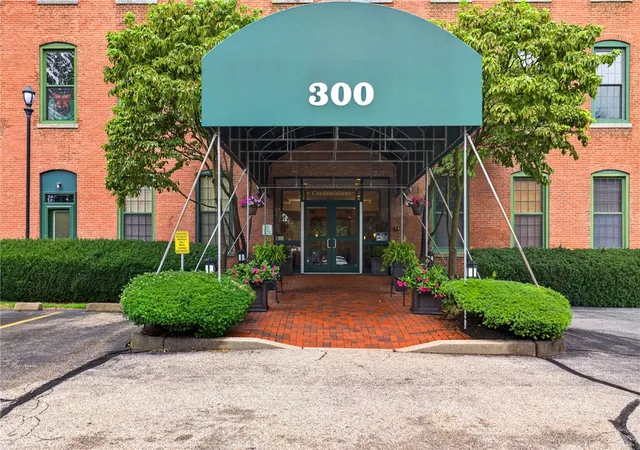 Condo for sale at 300 Front St #101, Pawtucket, RI 02860 | MLS# 1422184