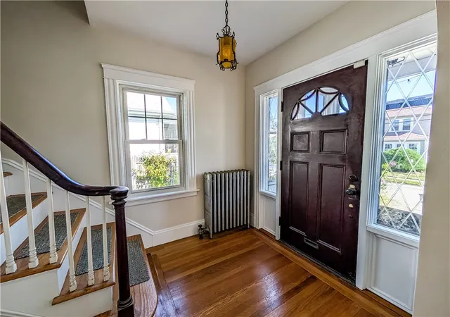 Photo 3 of Sale Pending at 102 Burnside St, Cranston, RI 02910 | MLS# 1422366 | Listing updated on 2026-09-20