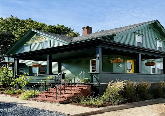 Photo 1 of Sale Pending at 307 Main St, Warren, RI 02885 | MLS# 1422422 | Listing updated on 2026-10-01
