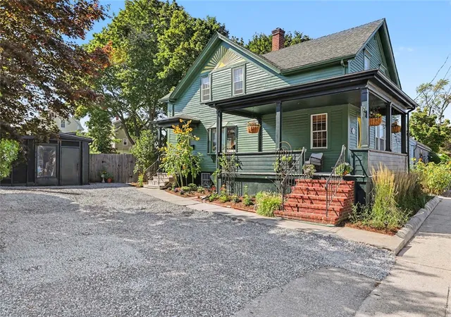 Photo 2 of Sale Pending at 307 Main St, Warren, RI 02885 | MLS# 1422422 | Listing updated on 2026-10-01