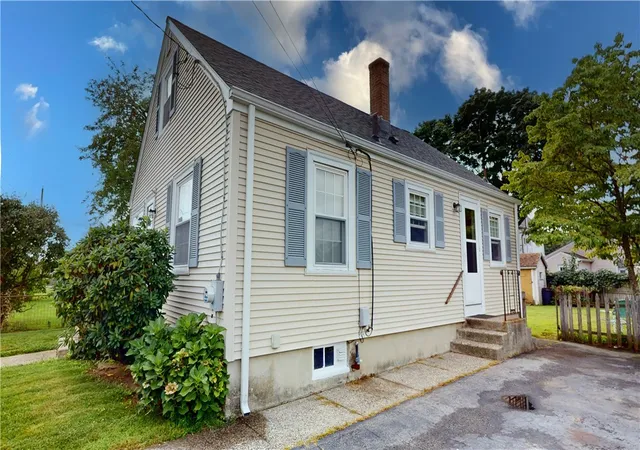 Photo 3 of Sale Pending at 19 Paul St, Pawtucket, RI 02861 | MLS# 1421867 | Listing updated on 2026-09-10