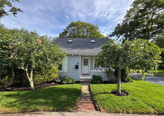 Photo 1 of Single family home for sale at 69 Congdon St, Narragansett, RI 02882 | MLS# 1422337 | Listing updated on 2026-10-21