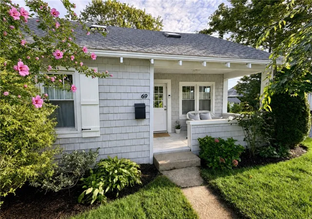 Photo 2 of Sale Pending at 69 Congdon St, Narragansett, RI 02882 | MLS# 1422337 | Listing updated on 2026-09-21
