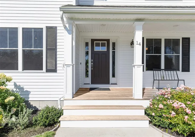 Photo 3 of Sale Pending at 14 Minglewood Dr, Coventry, RI 02816 | MLS# 1422370 | Listing updated on 2026-10-02