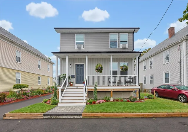 Single family home for sale at 96 Carter Ave, Pawtucket, RI 02861 | MLS# 1422511